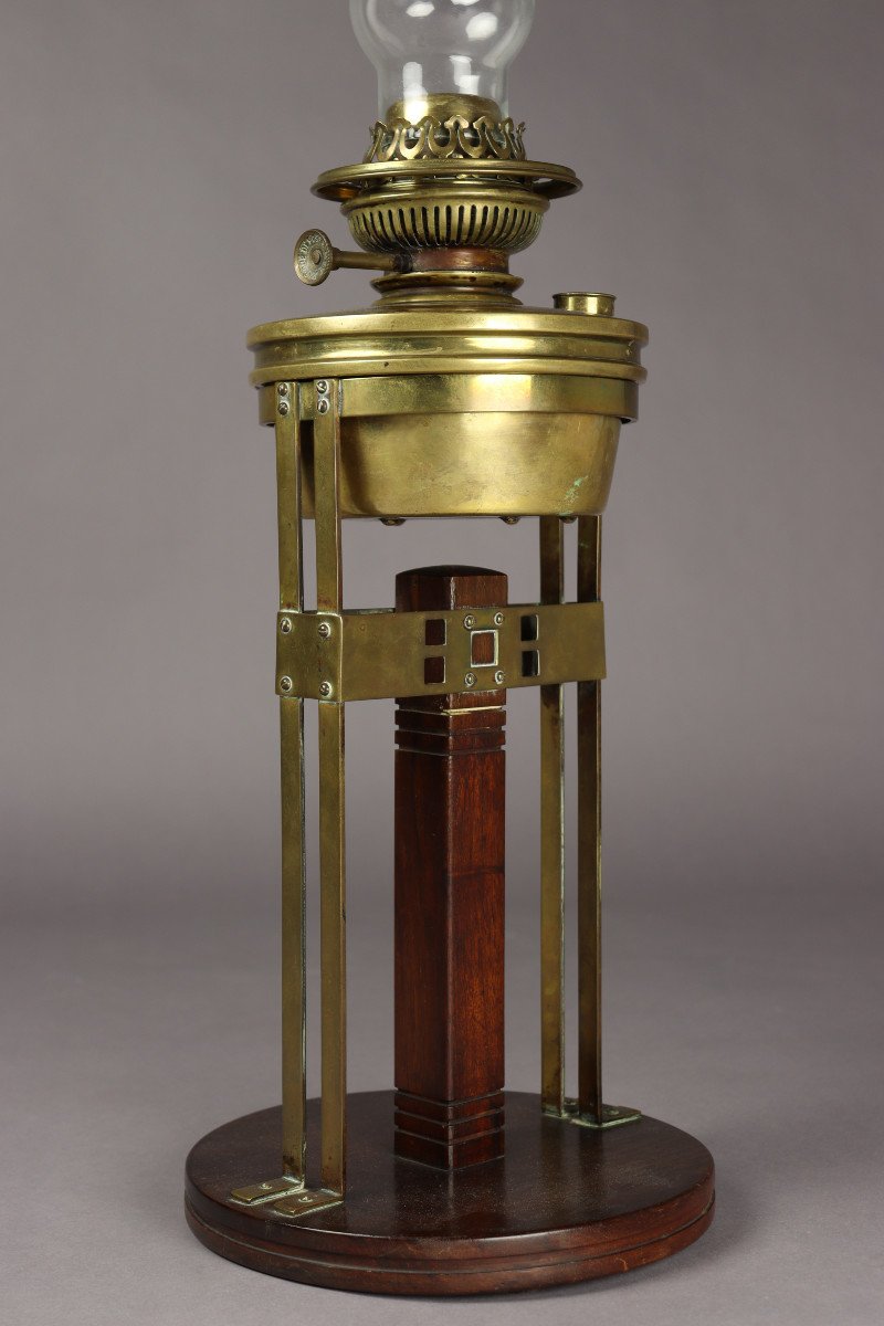 Lampe à Pétrole De Table Par Gustave Serrurier-bovy-photo-4