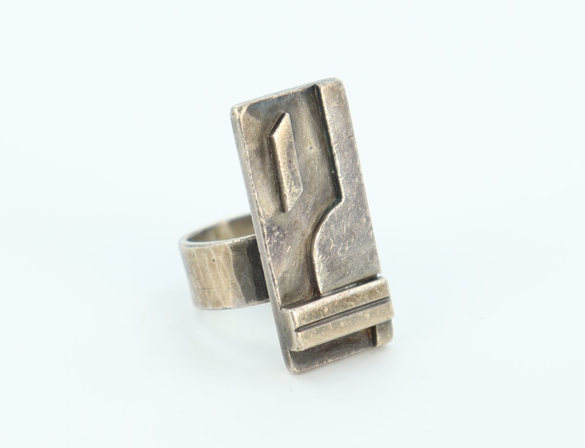 Bague moderniste par Jean Després-photo-1