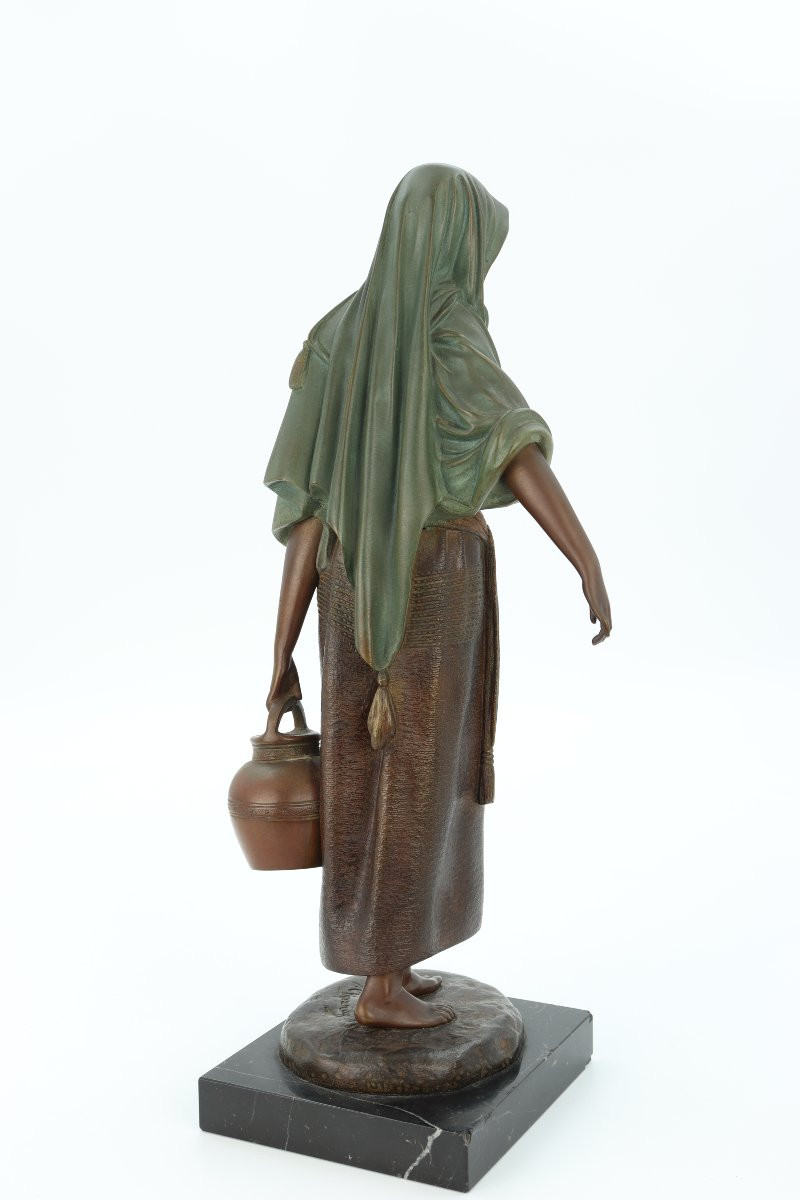 La porteuse d'eau par Demeter Chiparus-photo-1