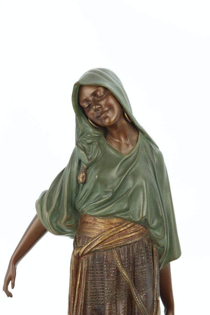 La porteuse d'eau par Demeter Chiparus-photo-4