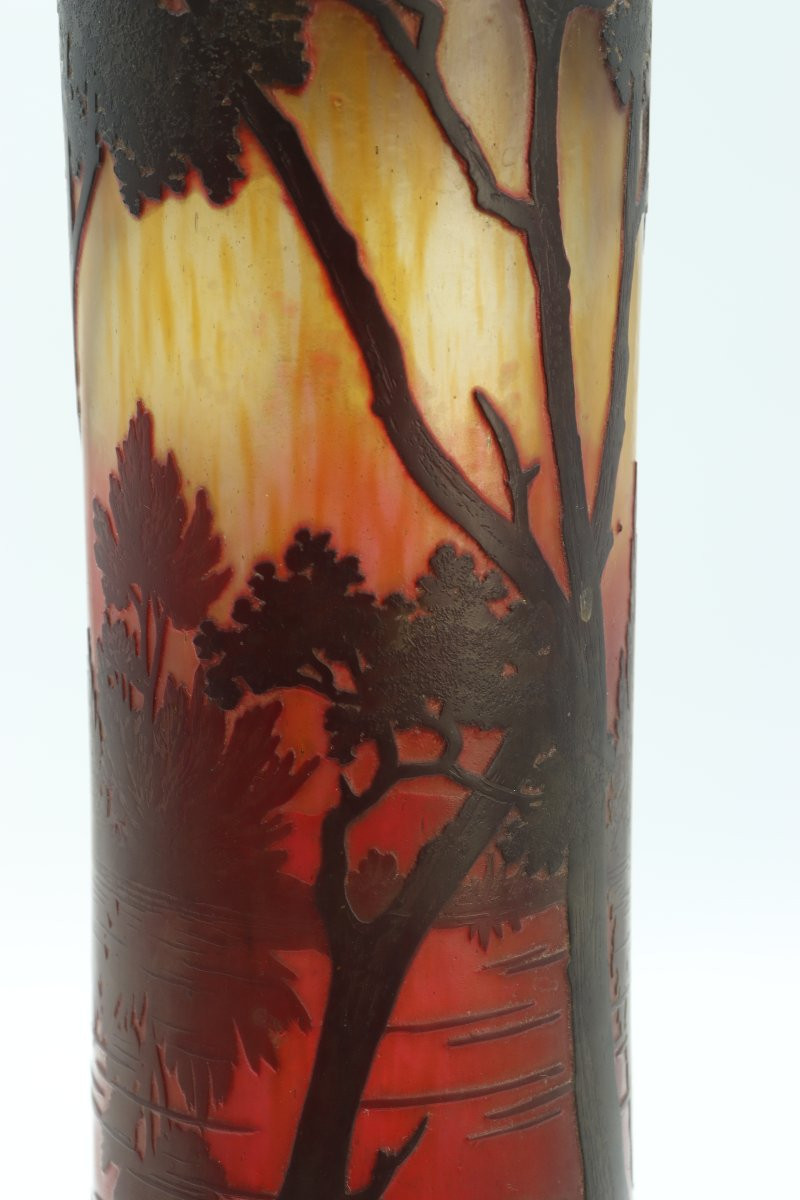 Large Daum Vase With Lake Landscape Design-photo-3