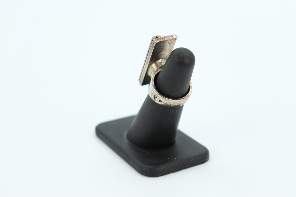 Bague moderniste par Jean Després-photo-1