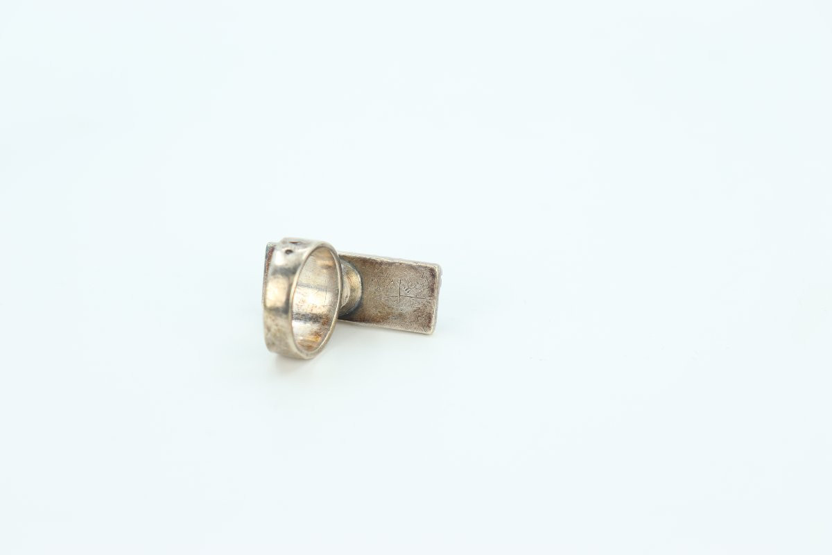 Bague moderniste par Jean Després-photo-7