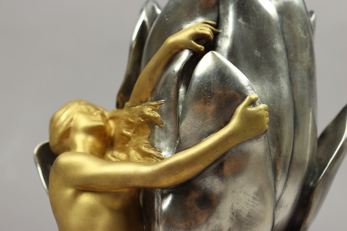 Femme Au Nénuphar Par Maurice Bouval-photo-2