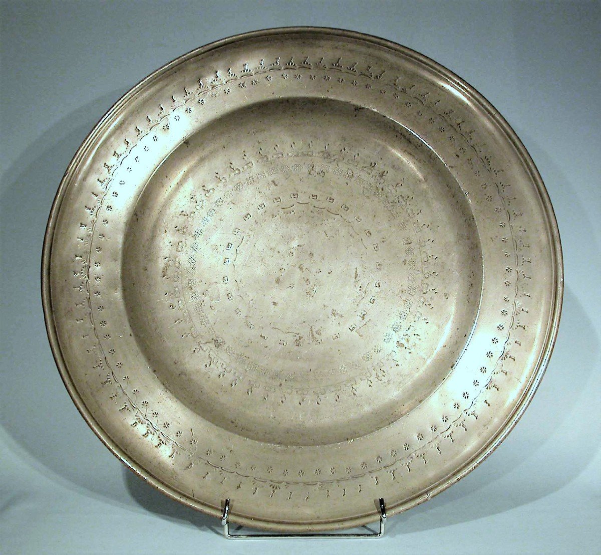 Exceptional Large Tin Dish (tin) - Turin, 18th Century-photo-4