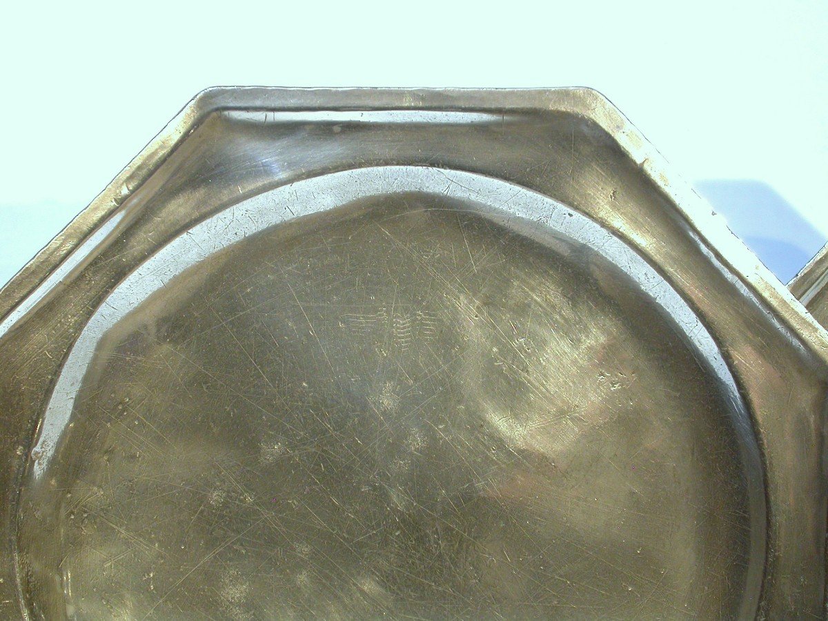 Rare Pair Of Pewter Dishes - Yverdon (switzerland), 18th Century.-photo-1