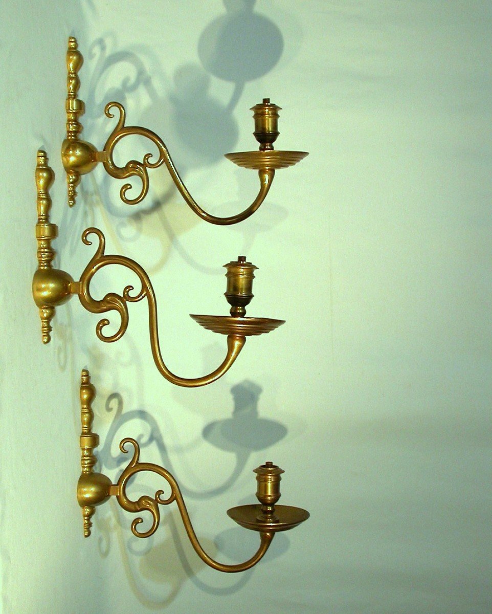 Set Of Three Brass Sconces-photo-7