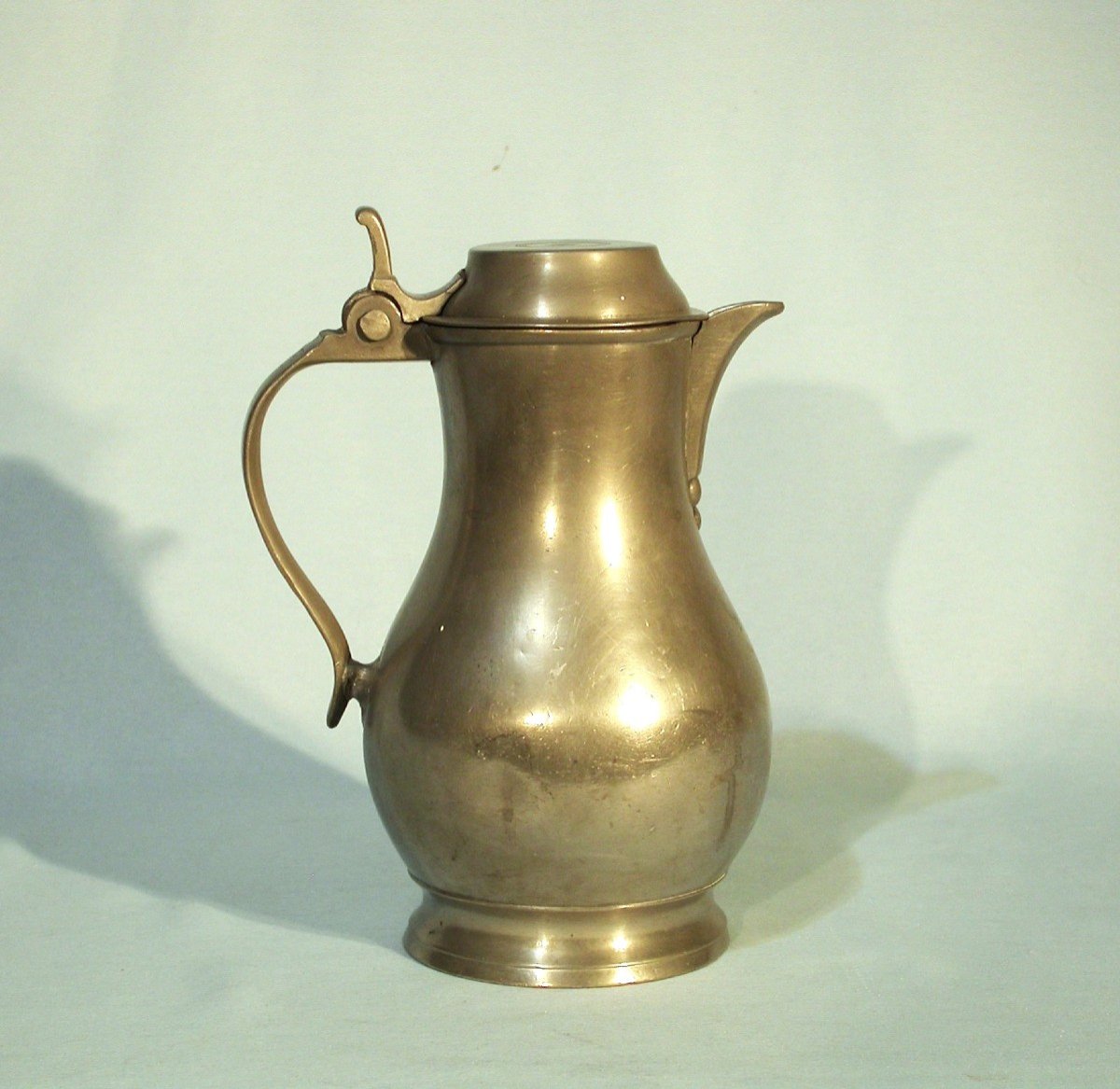 Pewter Wine Pitcher  - Lille, 19th Century-photo-1