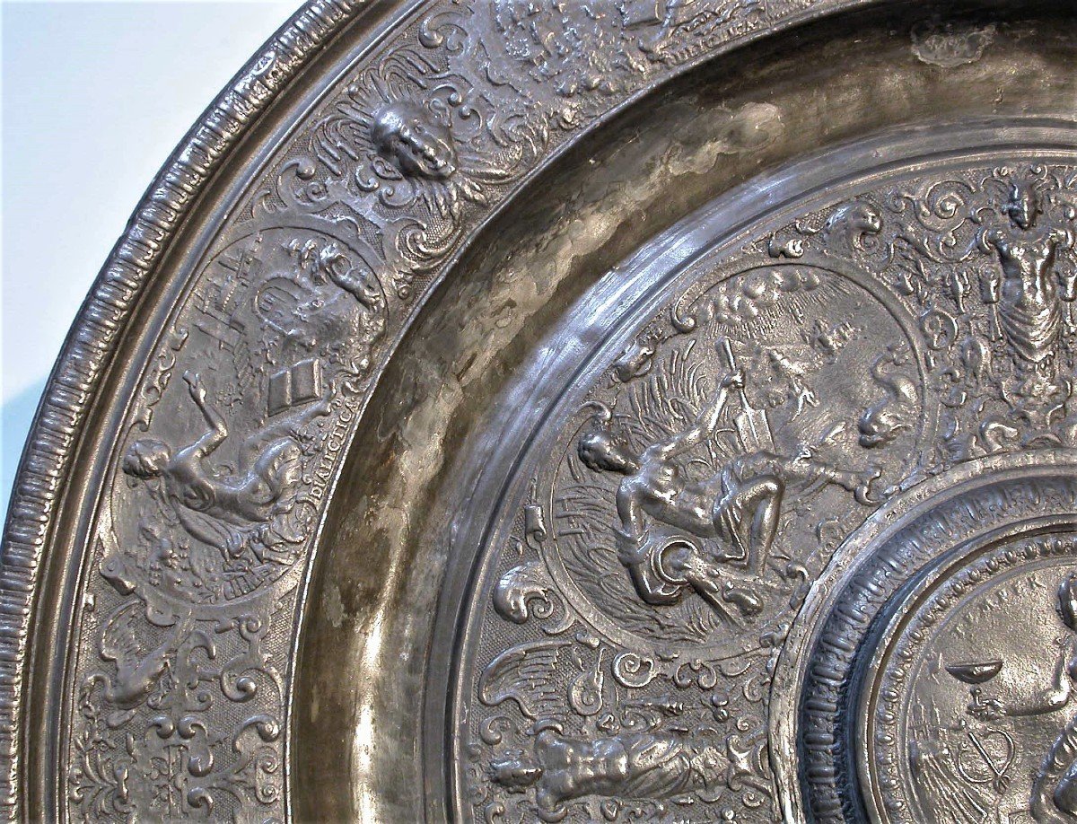 * PLAT EN ETAIN "LA TEMPERANCE" - NUREMBERG, AVANT 1619-photo-2