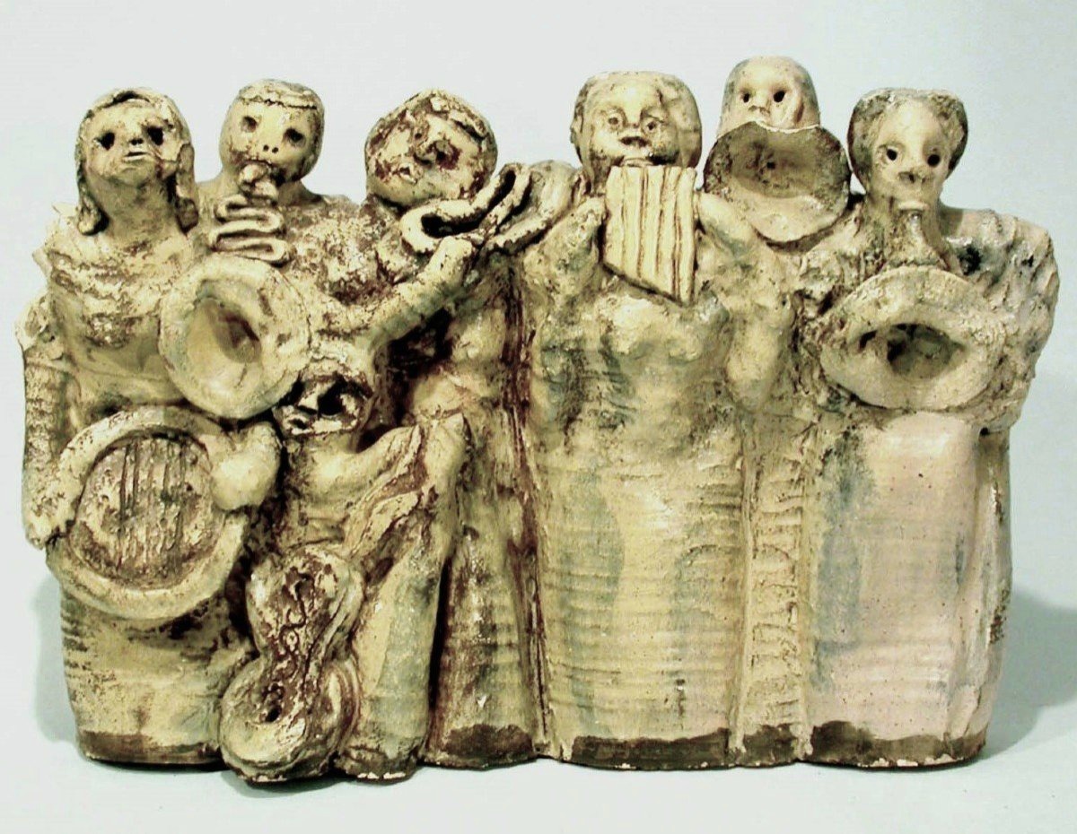 SCULPTURES EN TERRE VERNISSEE - CHORISTES ET MUSICIENS-photo-1