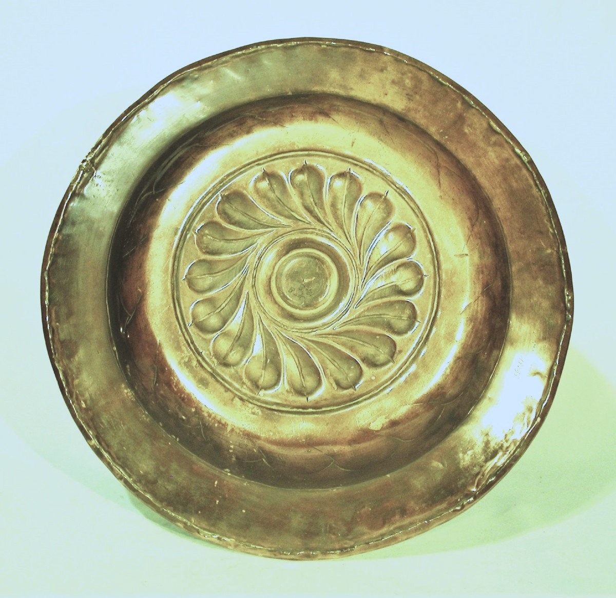 Brass Offering Plate - 17th Century-photo-3