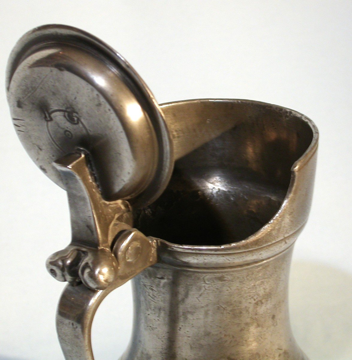 Rare Pewter Wine Pitcher - Buxeuil (vienne), 18th Century -photo-3
