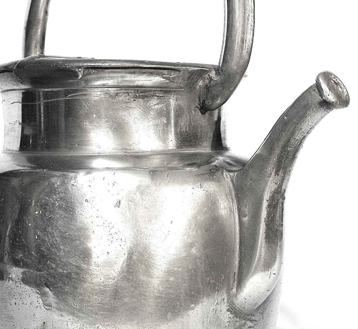 CRUCHE À LAIT EN ETAIN - REGION DE LYON, CIRCA 1800-photo-3