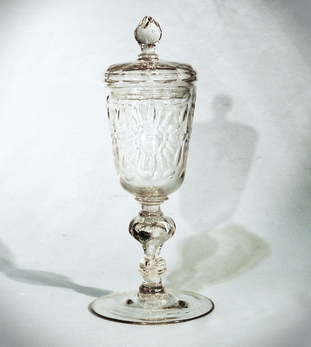 HANAP ou GRAND VERRE À JAMBE COUVERT - BOHÊME (?), XVIII ème s