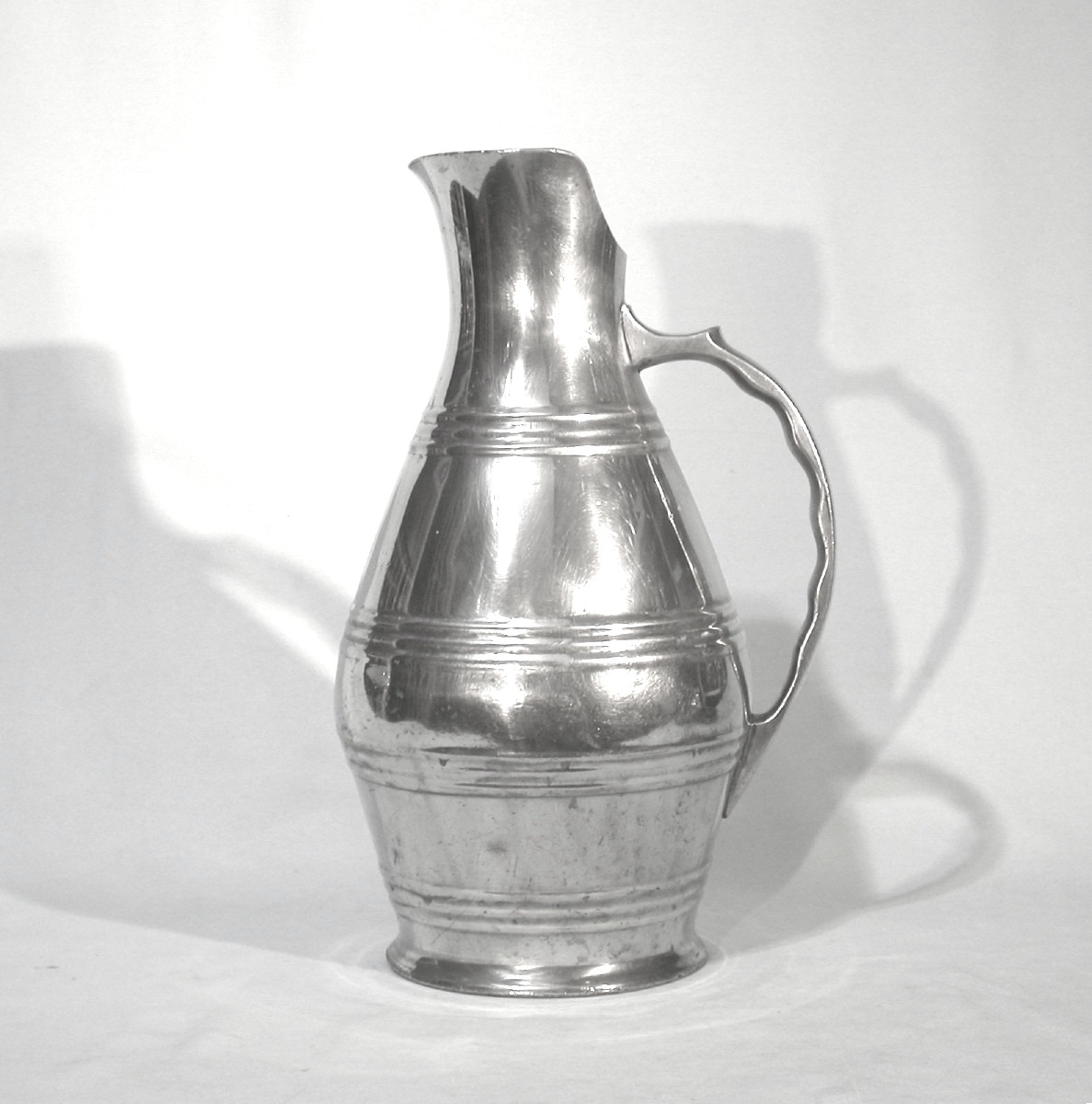 Pewter Wine Merchant Jug - Ile De France, 19th Century