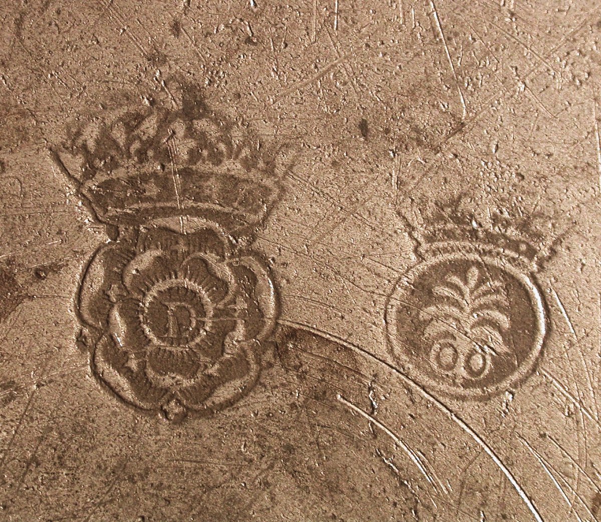 PLAT EN ETAIN - DOUAI, XVIII ème s-photo-3