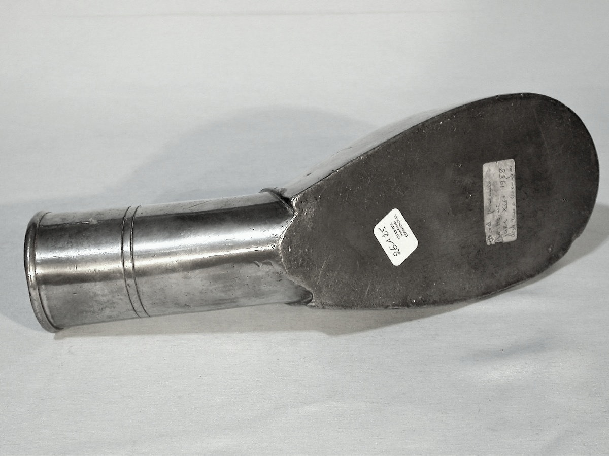 Men's Pewter Urinal - Paris, 19th Century-photo-2