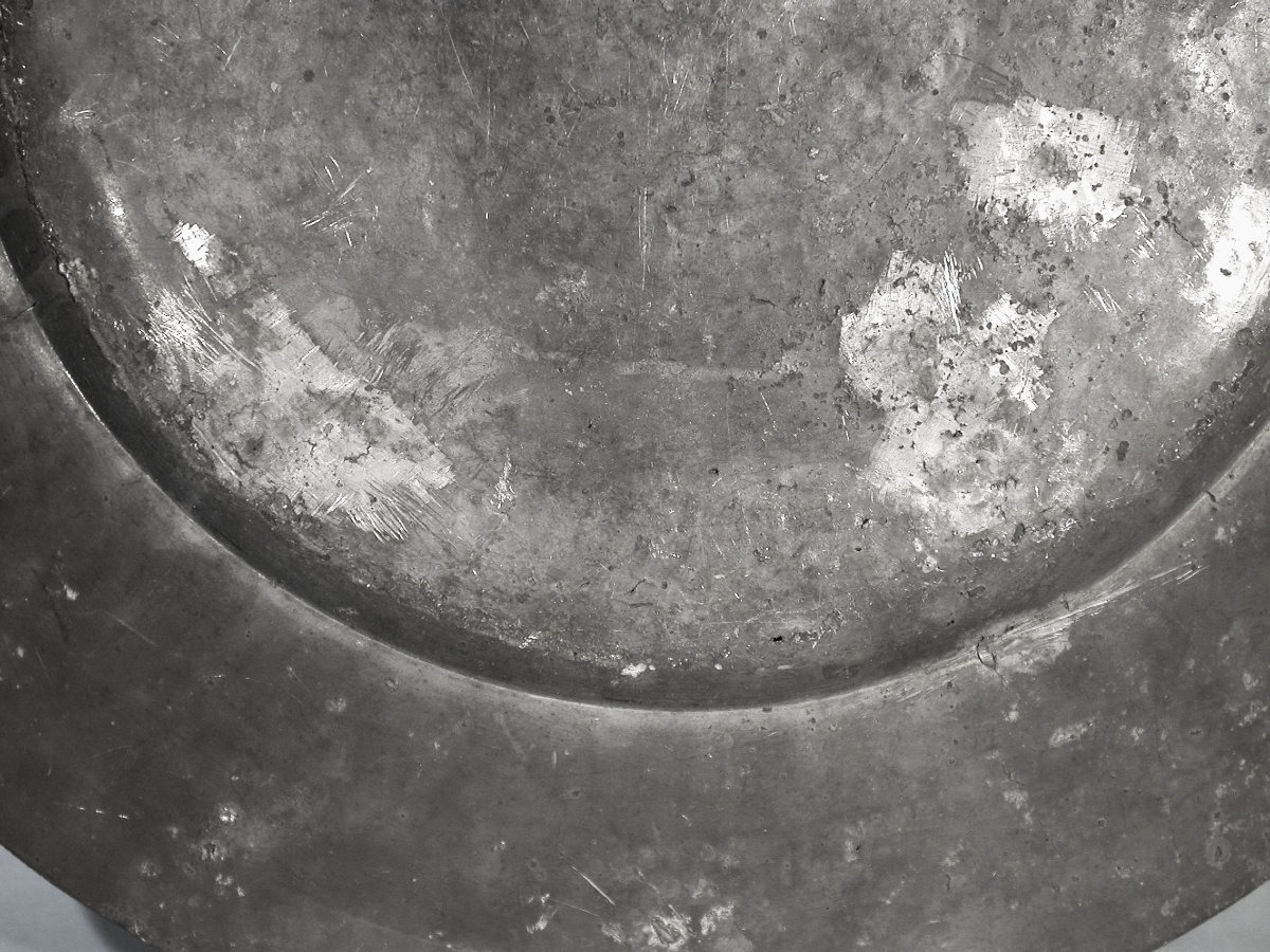 Large Pewter Dish "à La Cardinal" - Lyon, Second Quarter Of The 17th Century-photo-6