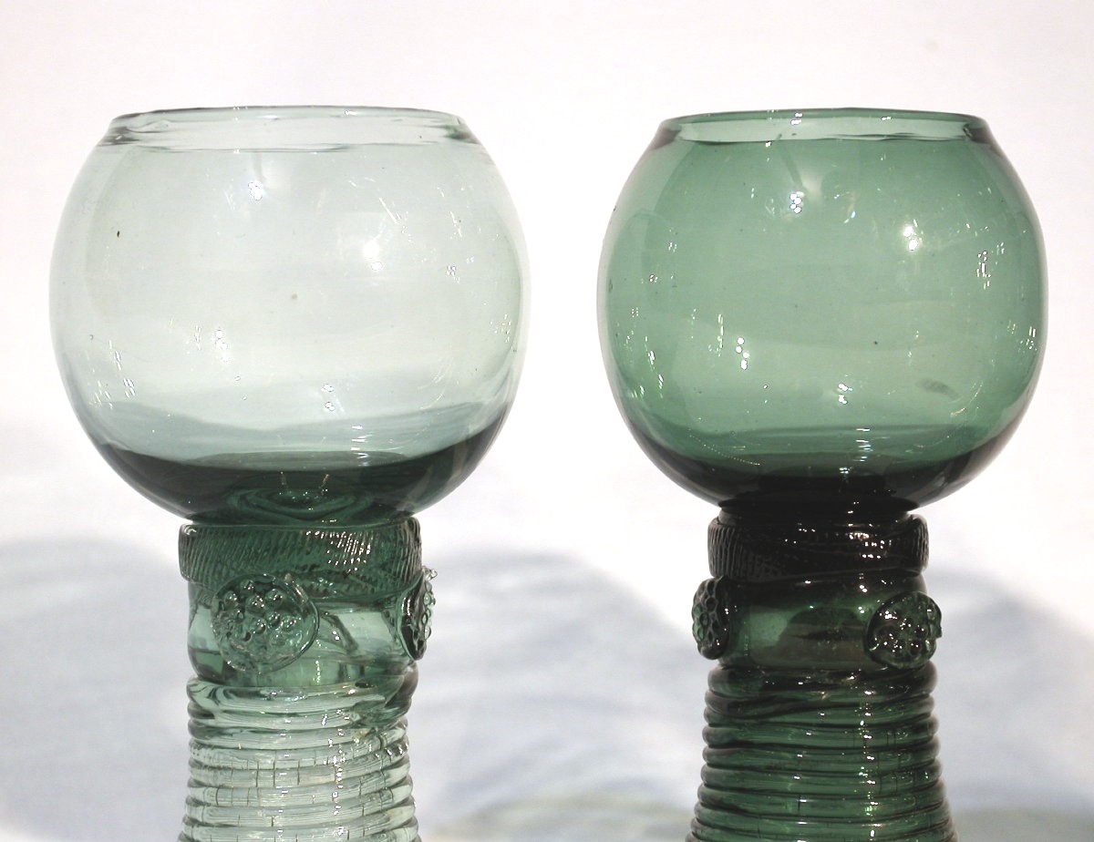VERRES "RÖMER" - PAYS-BAS ou ALSACE (?), XVIII ème s-photo-3