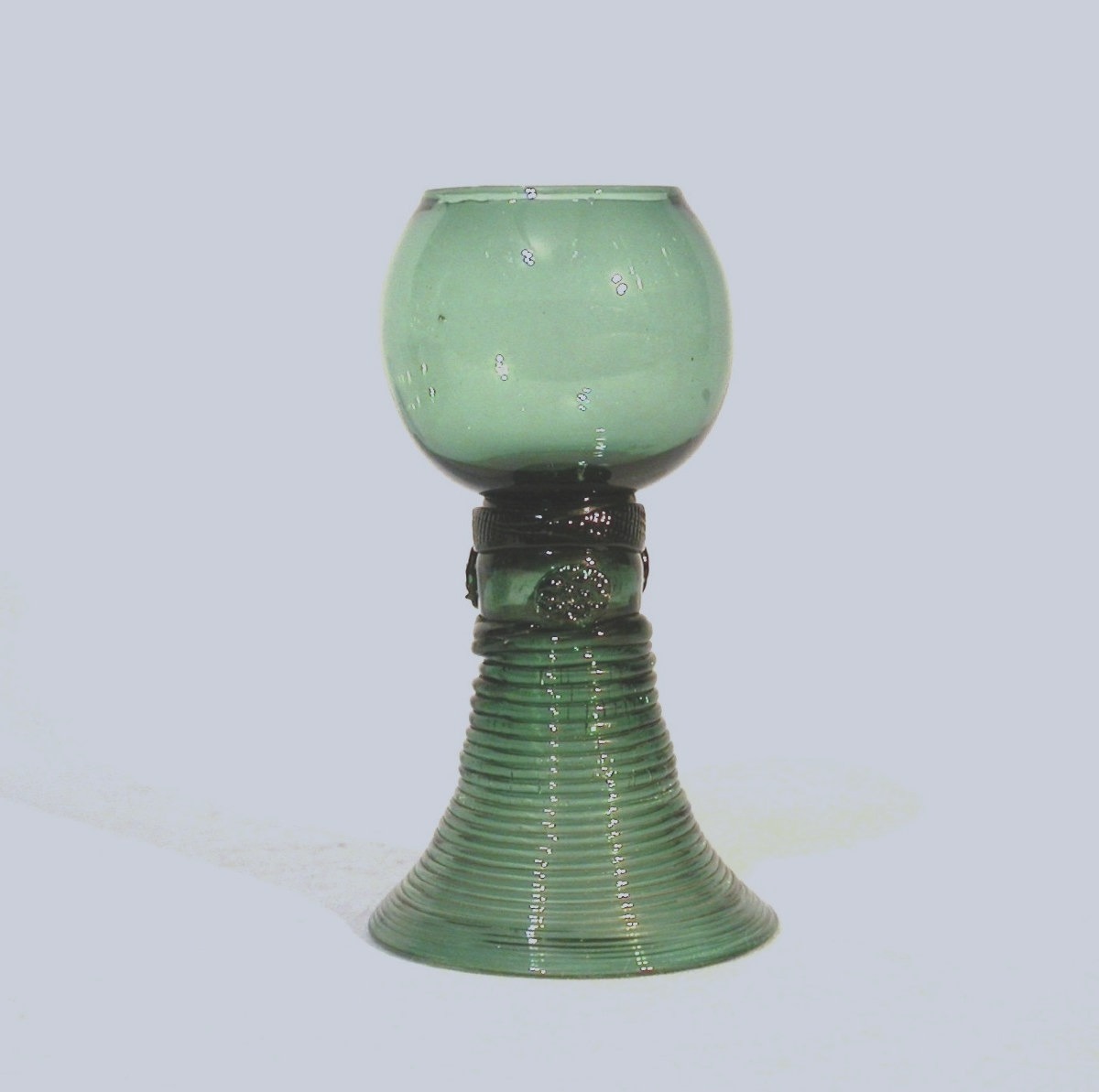 VERRES "RÖMER" - PAYS-BAS ou ALSACE (?), XVIII ème s-photo-8