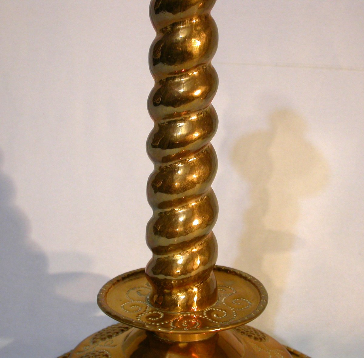 Pair Of Brass Candlesticks - Belgium Or Netherlands, 18th Century-photo-3