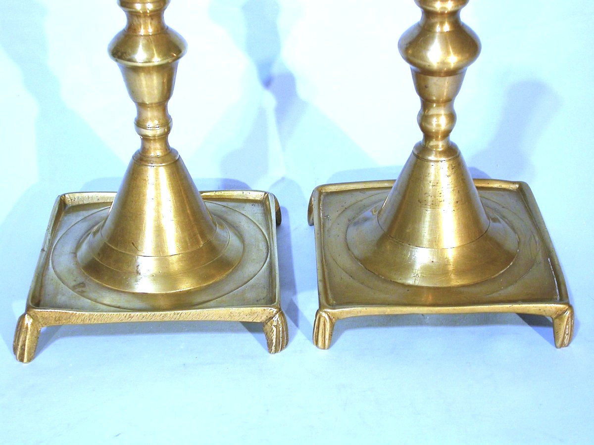 RARE PAIRE DE FLAMBEAUX EN LAITON - ESPAGNE, XVII ème s-photo-3