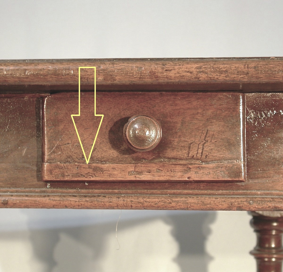 Rare Small Marquetted Table - Early 18th Century-photo-3