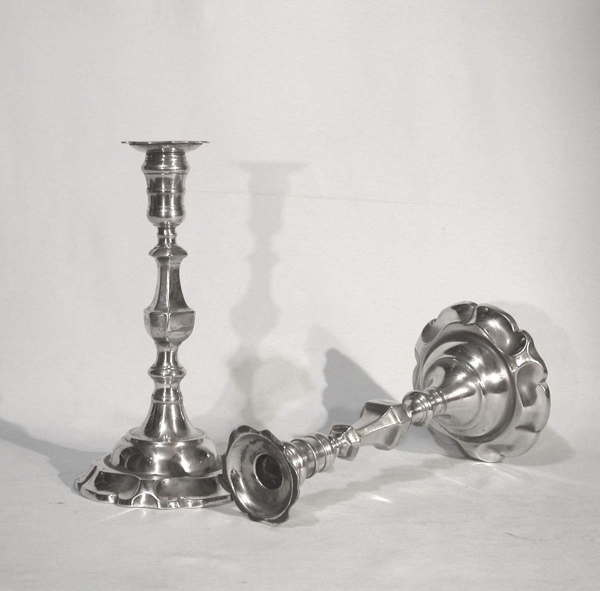 Pair Of Pewter Candlesticks - Netherlands, 18th Century