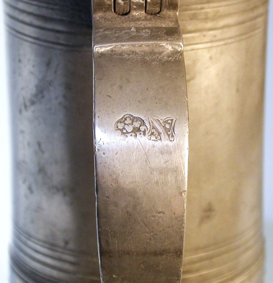 PICHET À VIN EN ÉTAIN - STRASBOURG, MILIEU DU XVIII ème s-photo-4