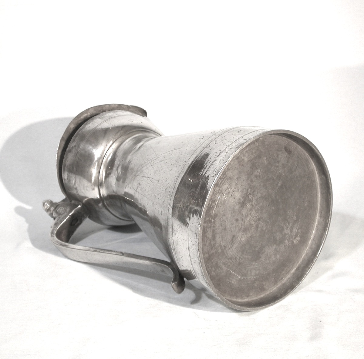 Pewter Wine Pitcher- Lyon, XVII Th C.-photo-1