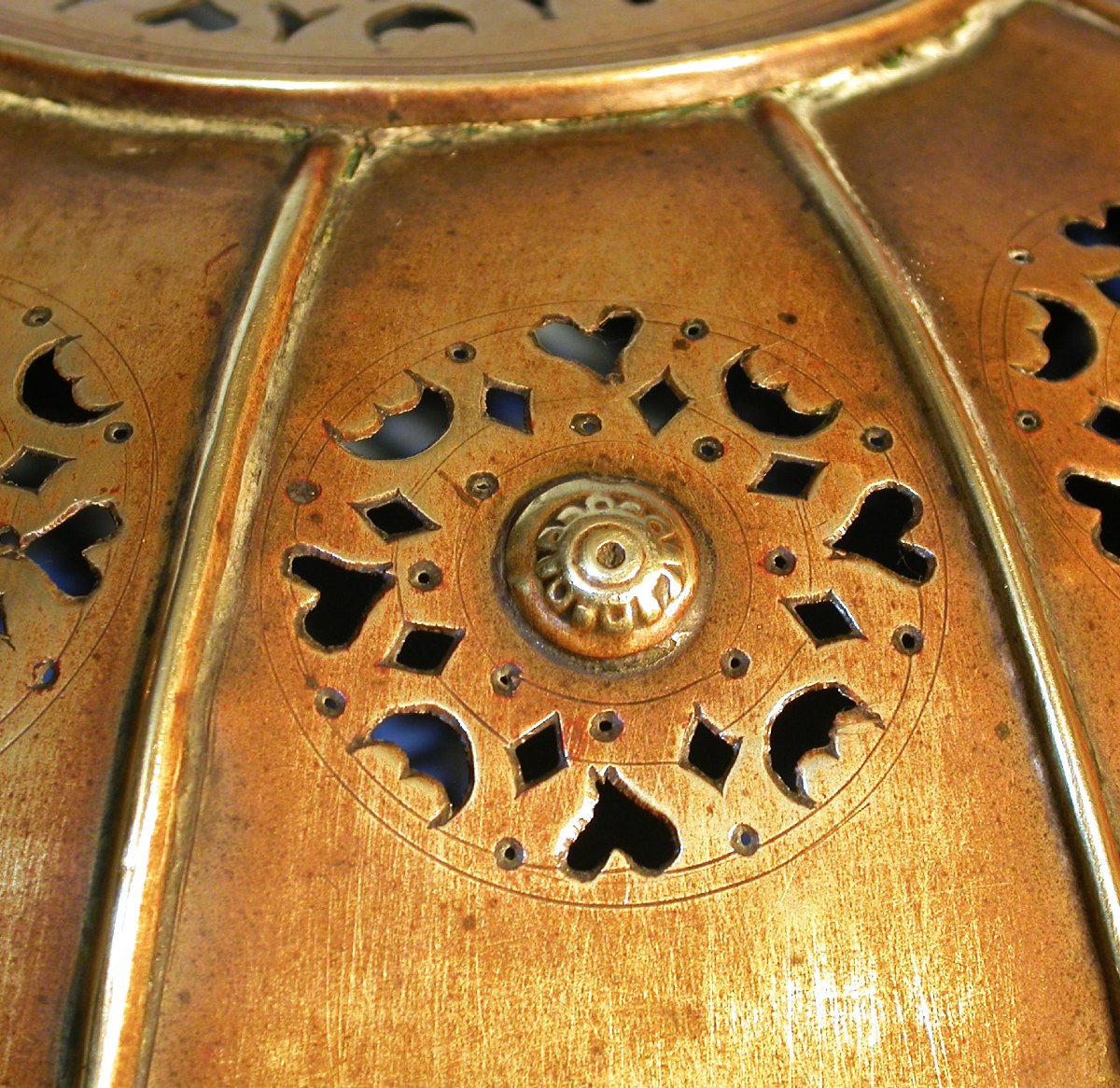 BEL ÉGOUTTOIR EN LAITON - CIRCA 1800-photo-3