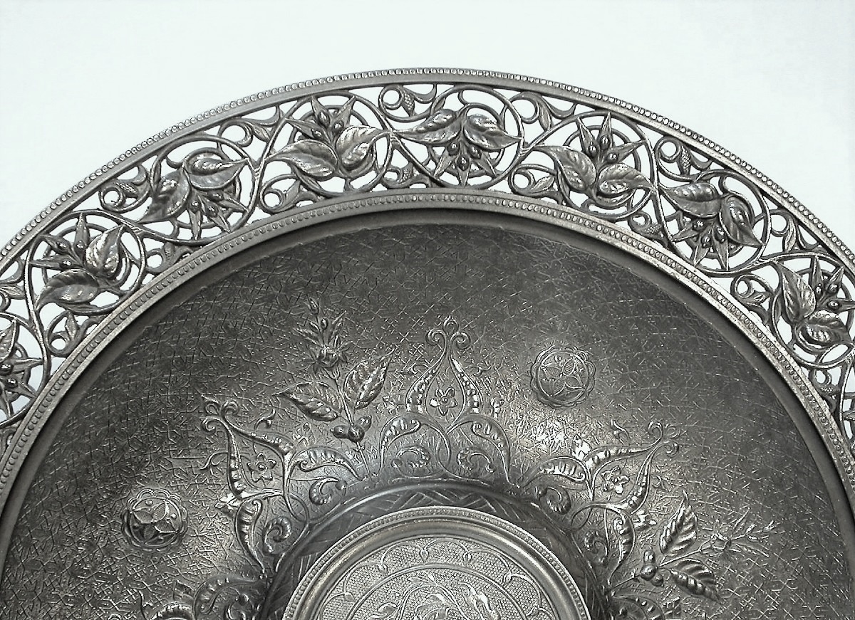 PLATEAU "ART NOUVEAU" EN ETAIN D'APRÈS JULES BRATEAU