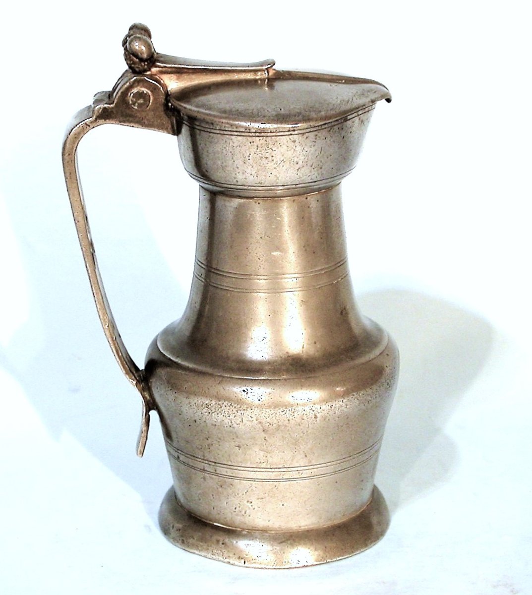 RARE PICHET À VIN EN ÉTAIN - BORDEAUX, XVIII ème s-photo-2