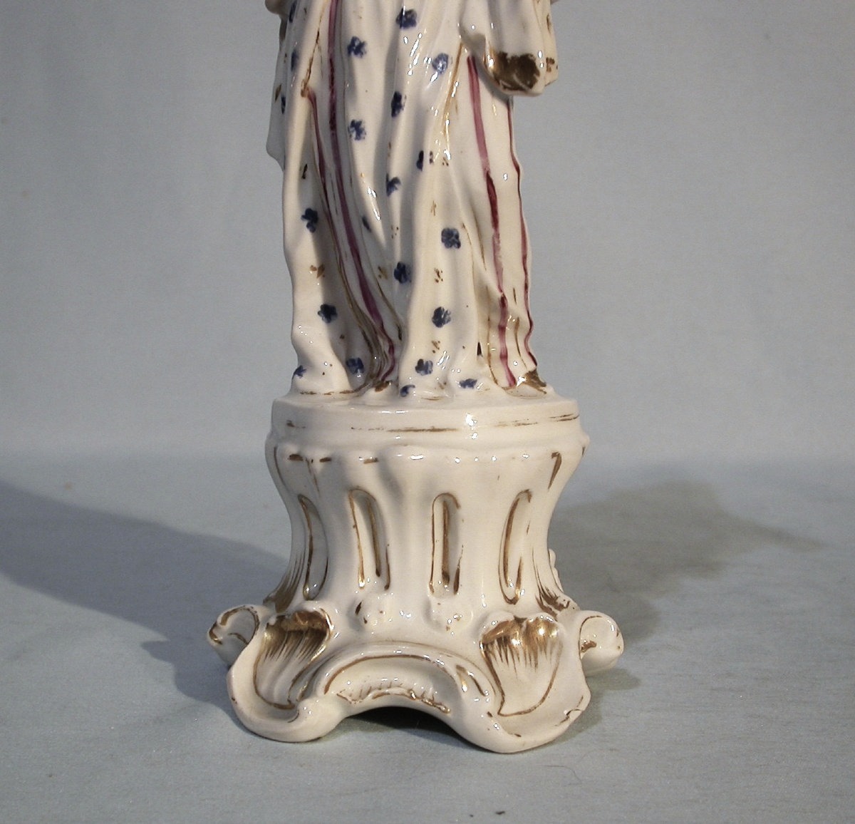 GROUPE EN PORCELAINE - LE JOUEUR DE CORNEMUSE XIX ème s-photo-4
