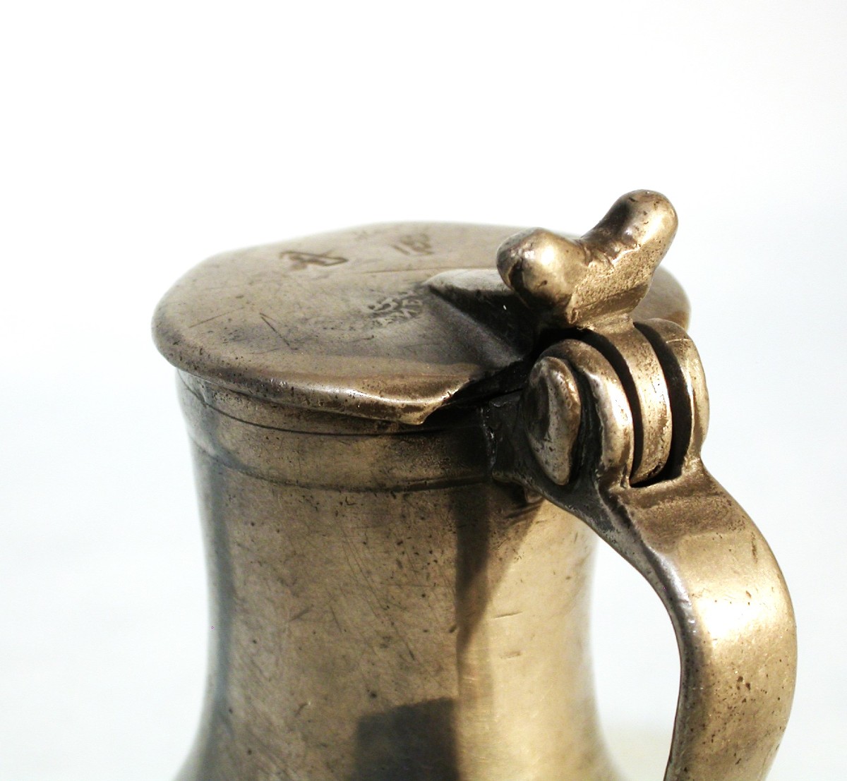 RARE TRÈS  PETIT PICHET À ALCOOL EN ÉTAIN  - CAEN, XVIII ème s-photo-3