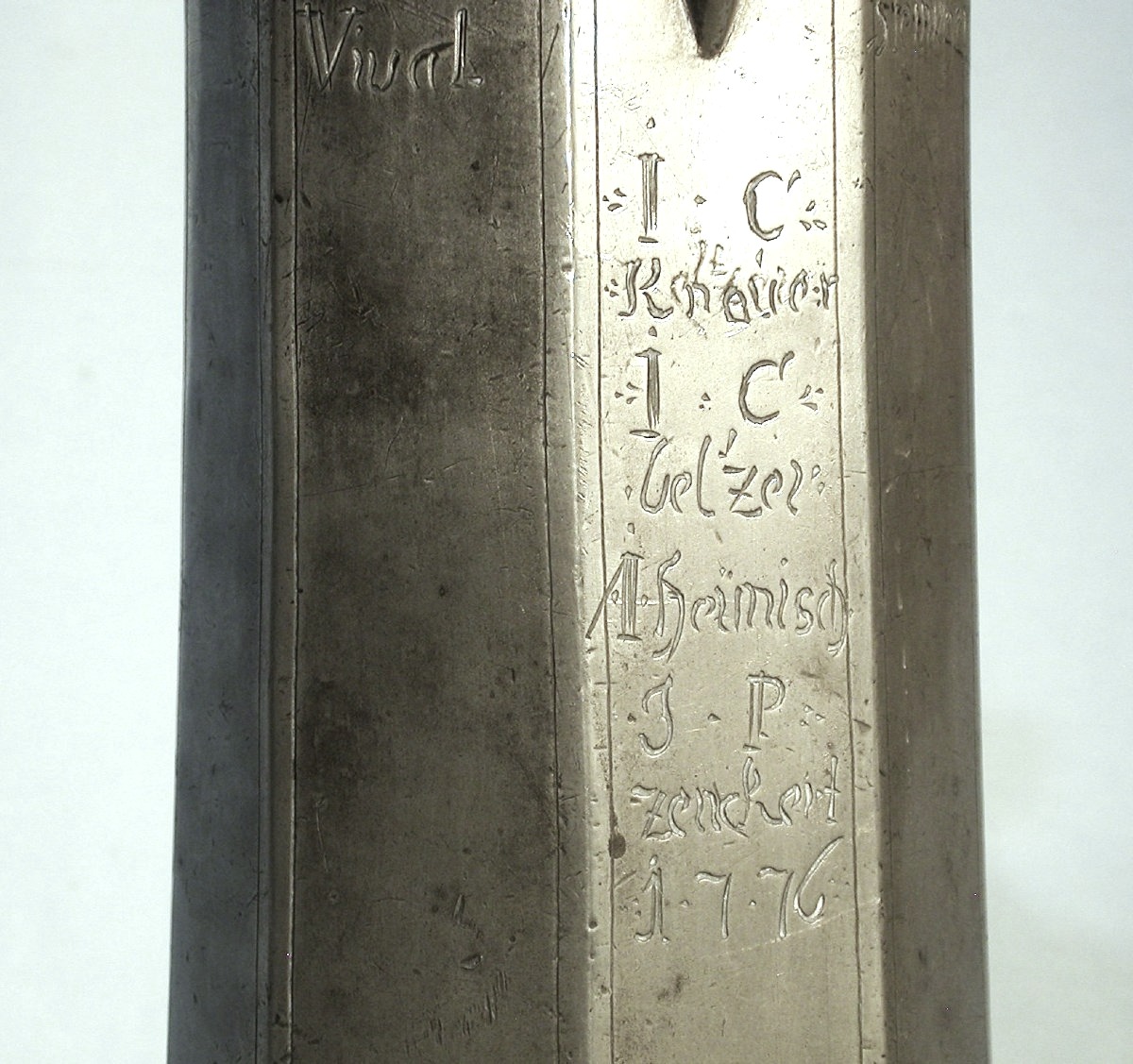 GRANDE CHOPE CORPORATIVE EN ETAIN - GEROLZHOFEN, CIRCA 1776-photo-2