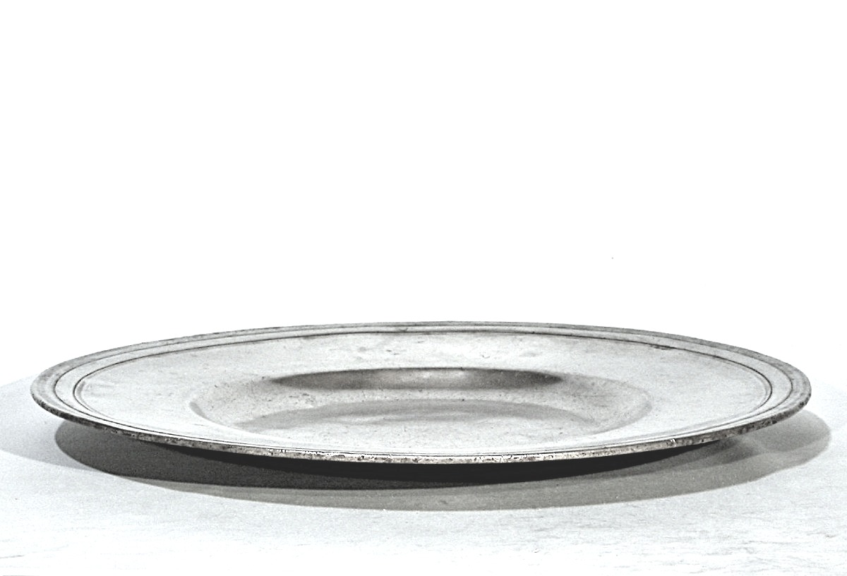 RARE PLAT "À LA CARDINAL" EN ÉTAIN - SAINT-ETIENNE, CIRCA 1700-photo-2