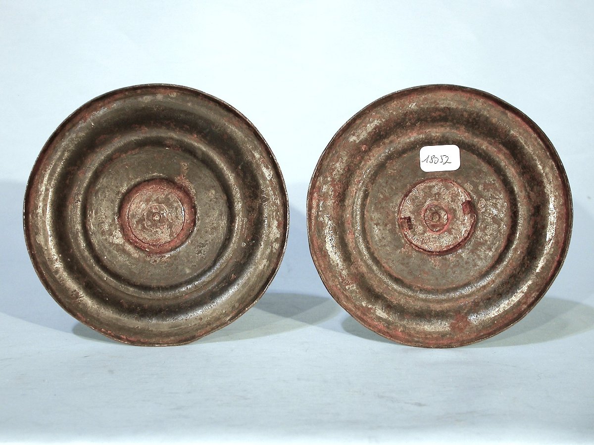 RARE PAIRE DE FLAMBEAUX EN FONTE DE FER, FIN DU XVIII ème s-photo-2