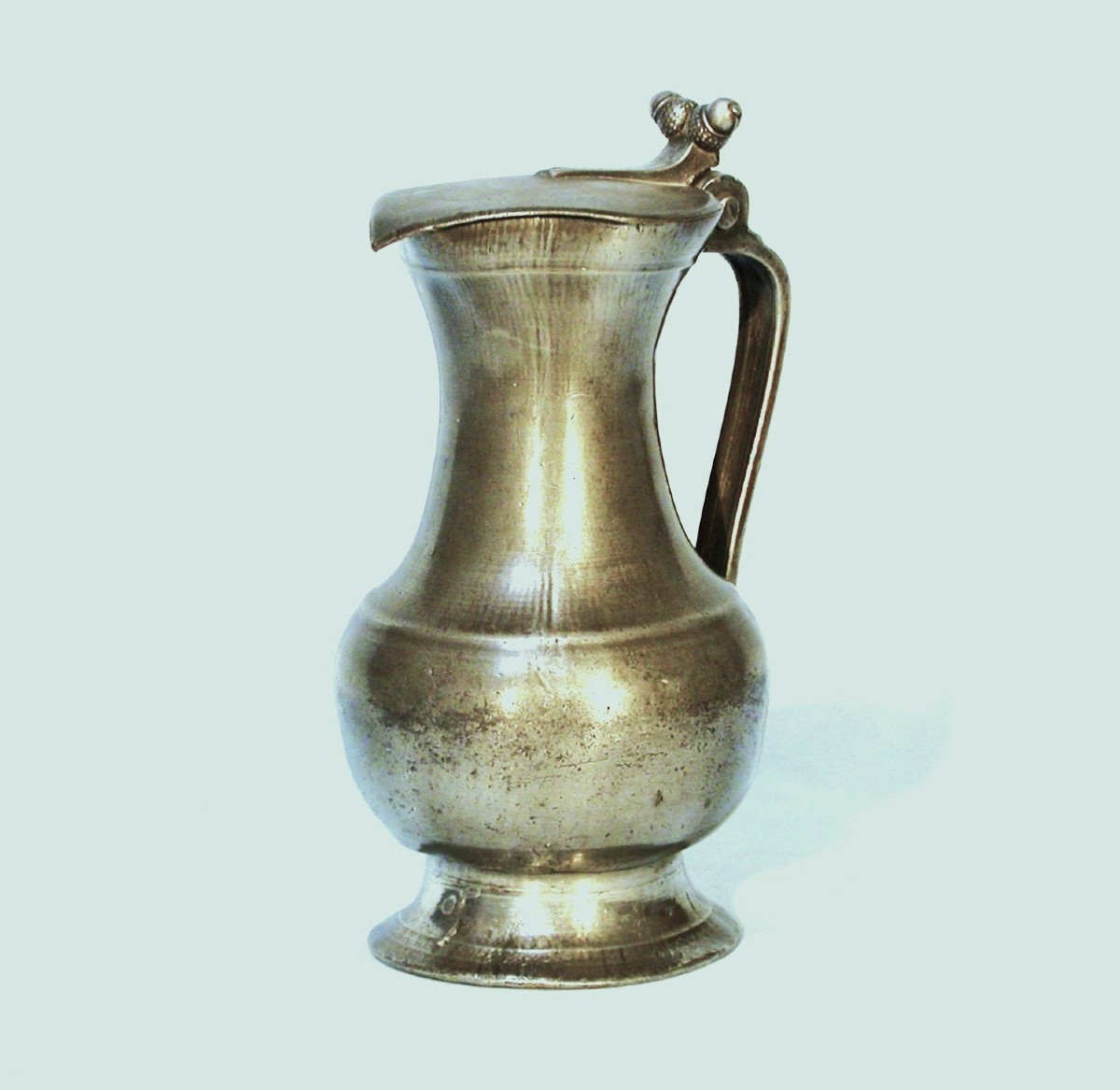 PICHET À VIN EN ETAIN - LORRAINE, CIRCA 1700