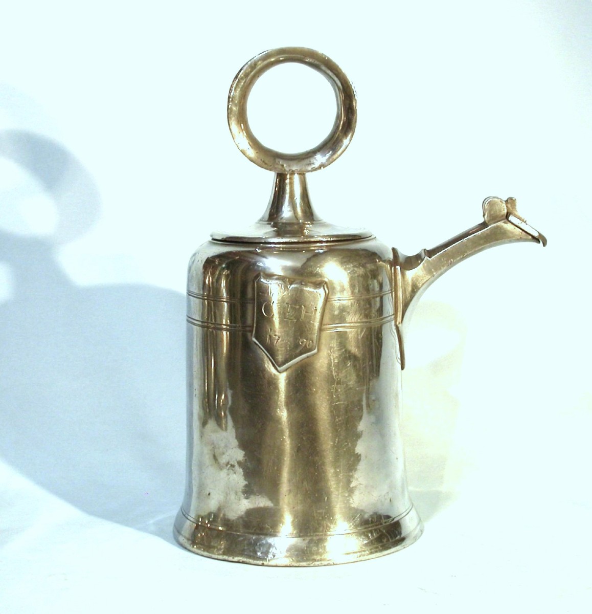 GRANDE "GLOCKENKANNE" EN ETAIN - ZURICH, CIRCA 1790