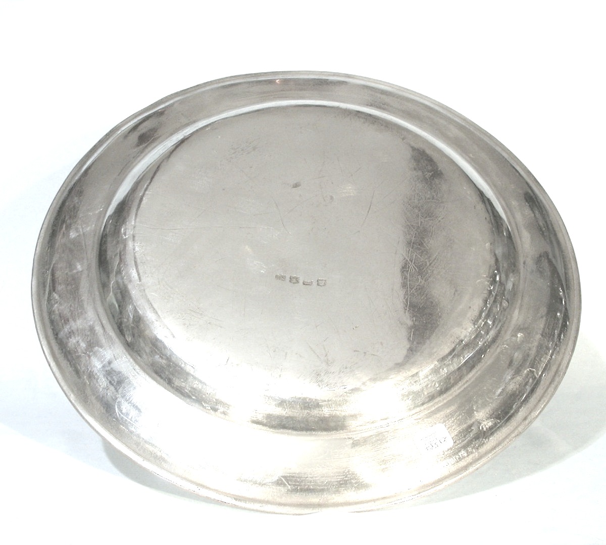 PAIRE DE PLATS GRAVÉS EN ETAIN  - LONDRES, XVIII ème s-photo-1