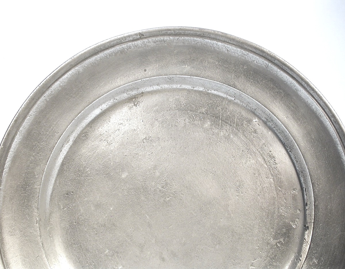 PLAT EN ÉTAIN  - CAEN, DEB UT DU XIX ème s-photo-4