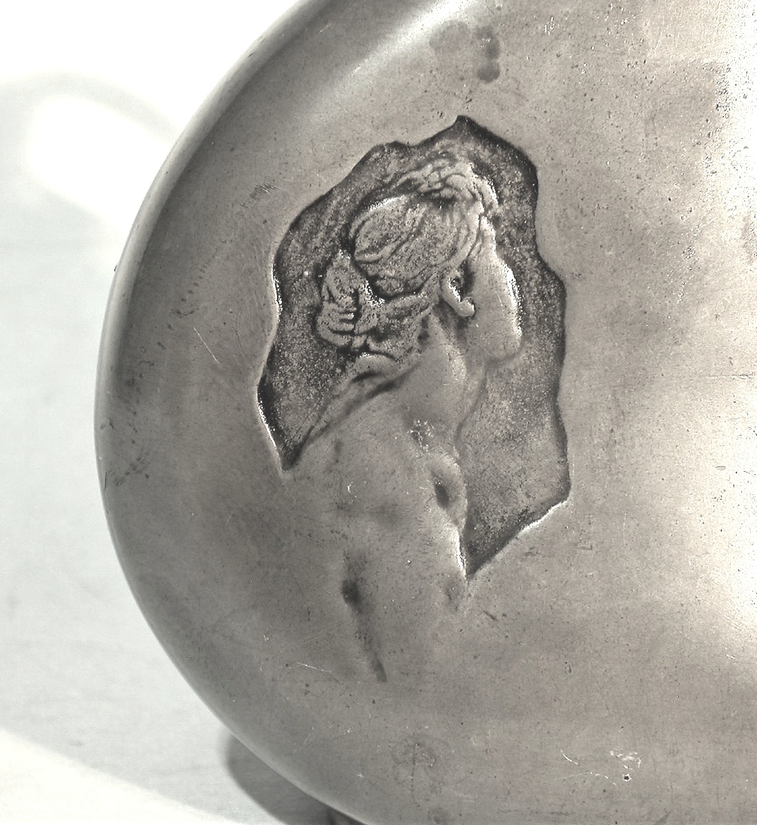 "art Nouveau" Pewter Bottle By Jules Desbois-photo-1