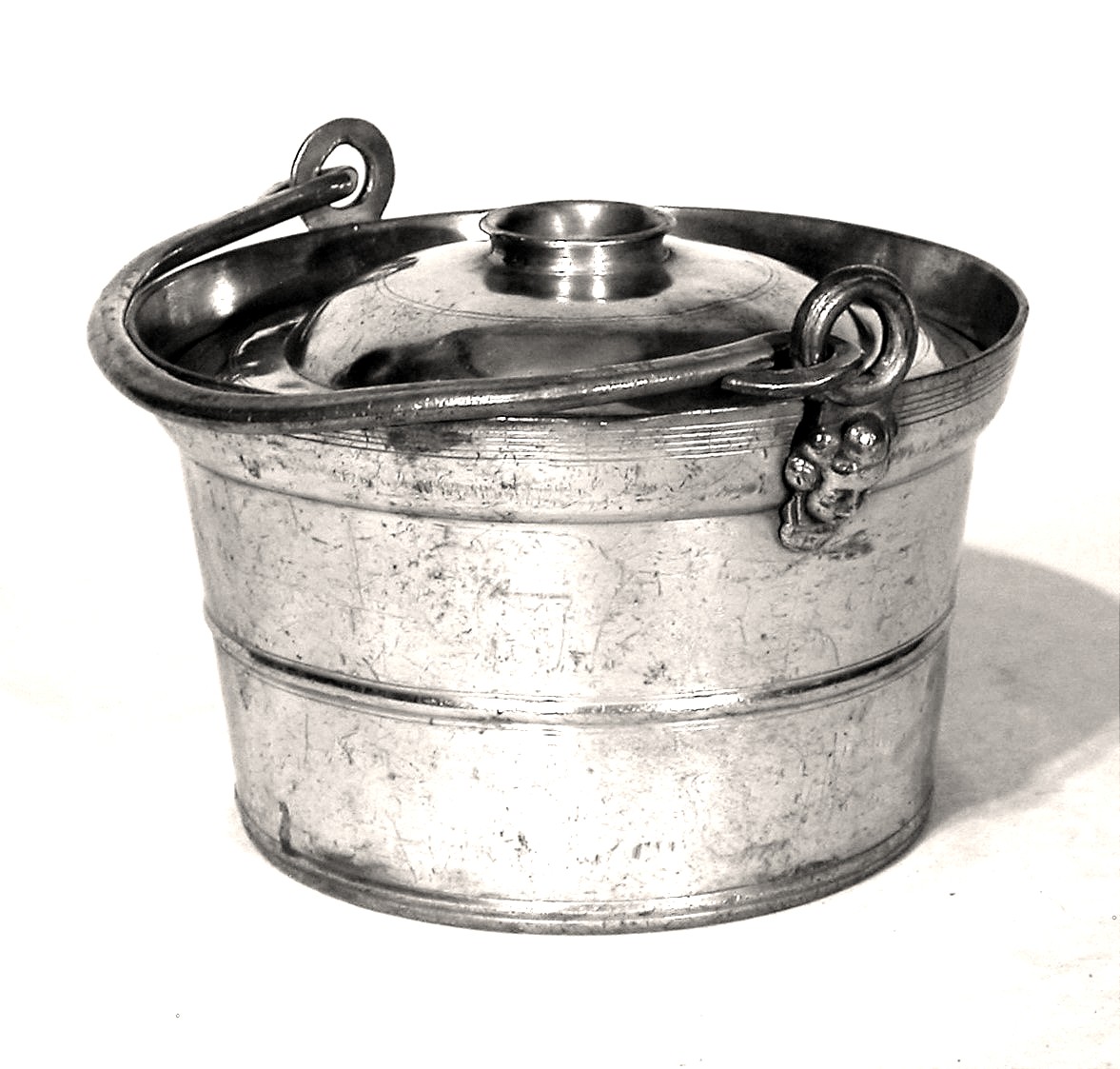 Pewter Diner Carrier - XVIII Th C.