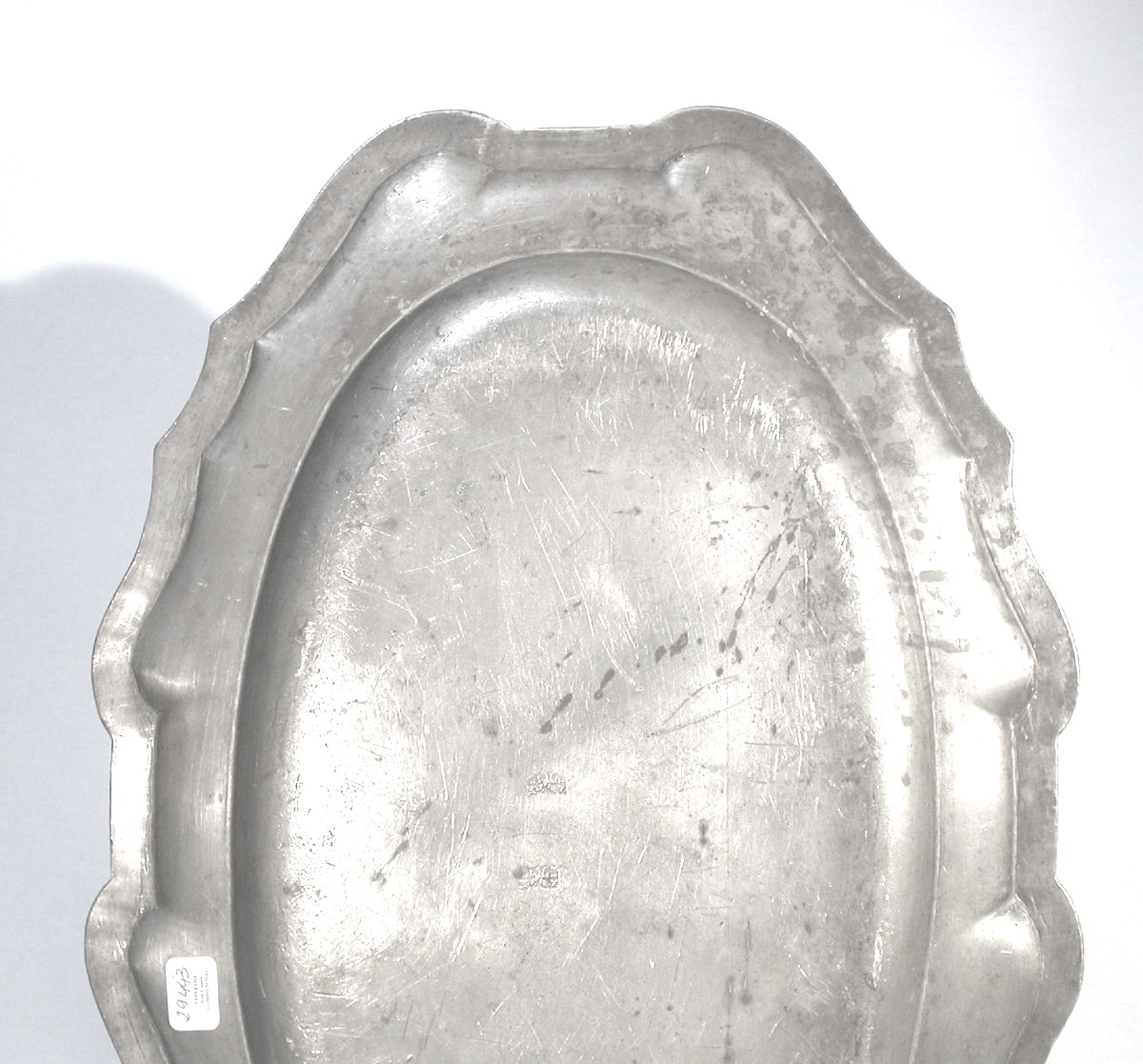 TRES GRAND PLAT EN ÉTAIN - LYON, XVIII ème s-photo-1
