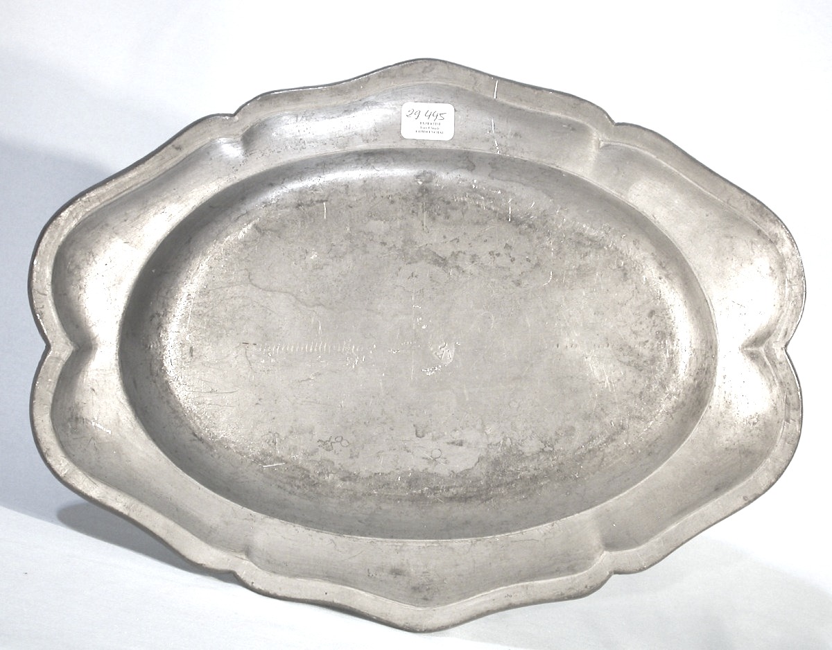 Armored Tin Dish - Languedoc (?), 18th Century-photo-1