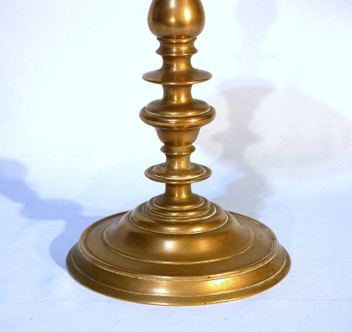 PIQUE-CIERGE EN BRONZE - FRANCE, XVII ème s-photo-3