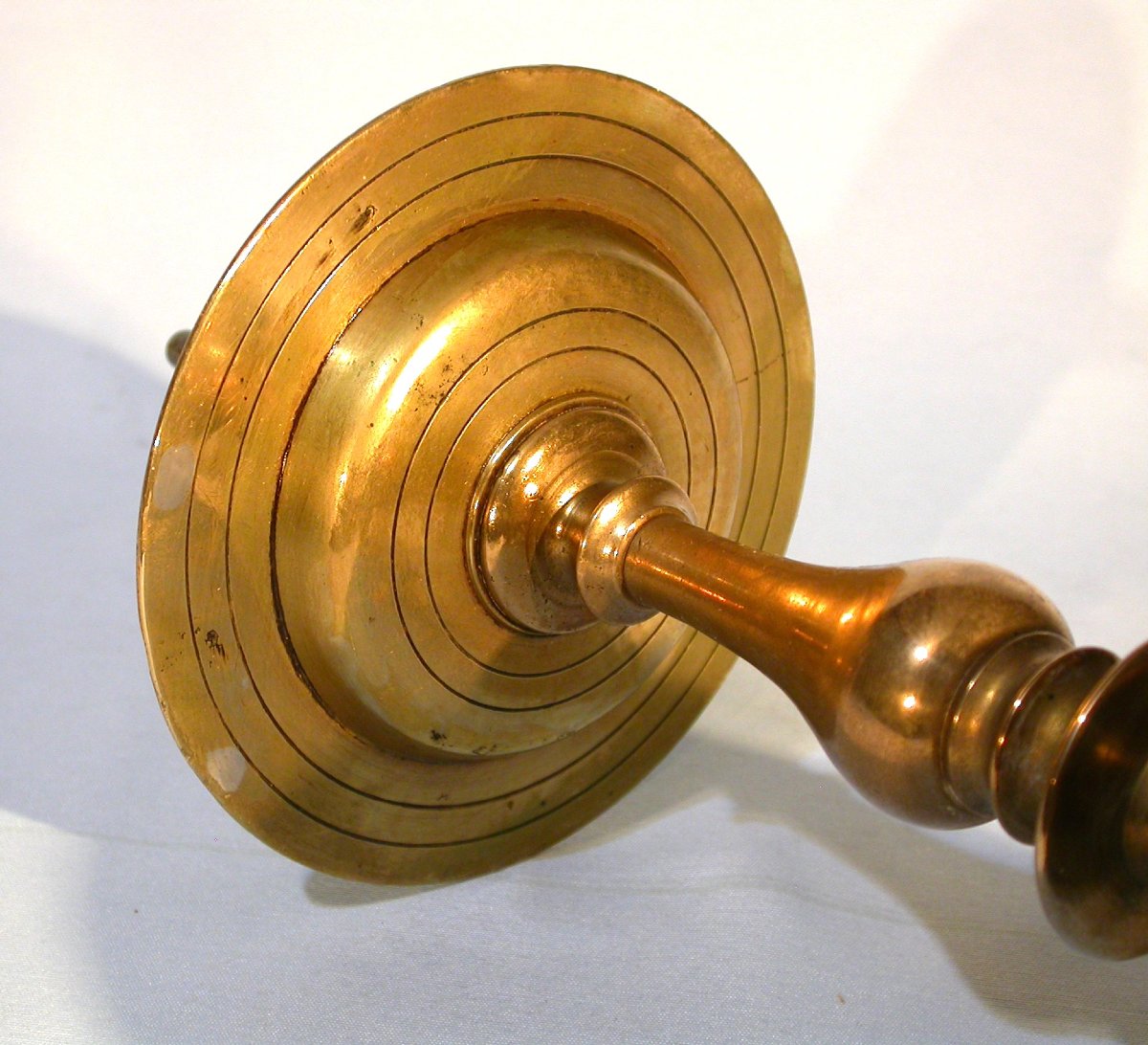 PIQUE-CIERGE EN BRONZE - FRANCE, XVII ème s-photo-1