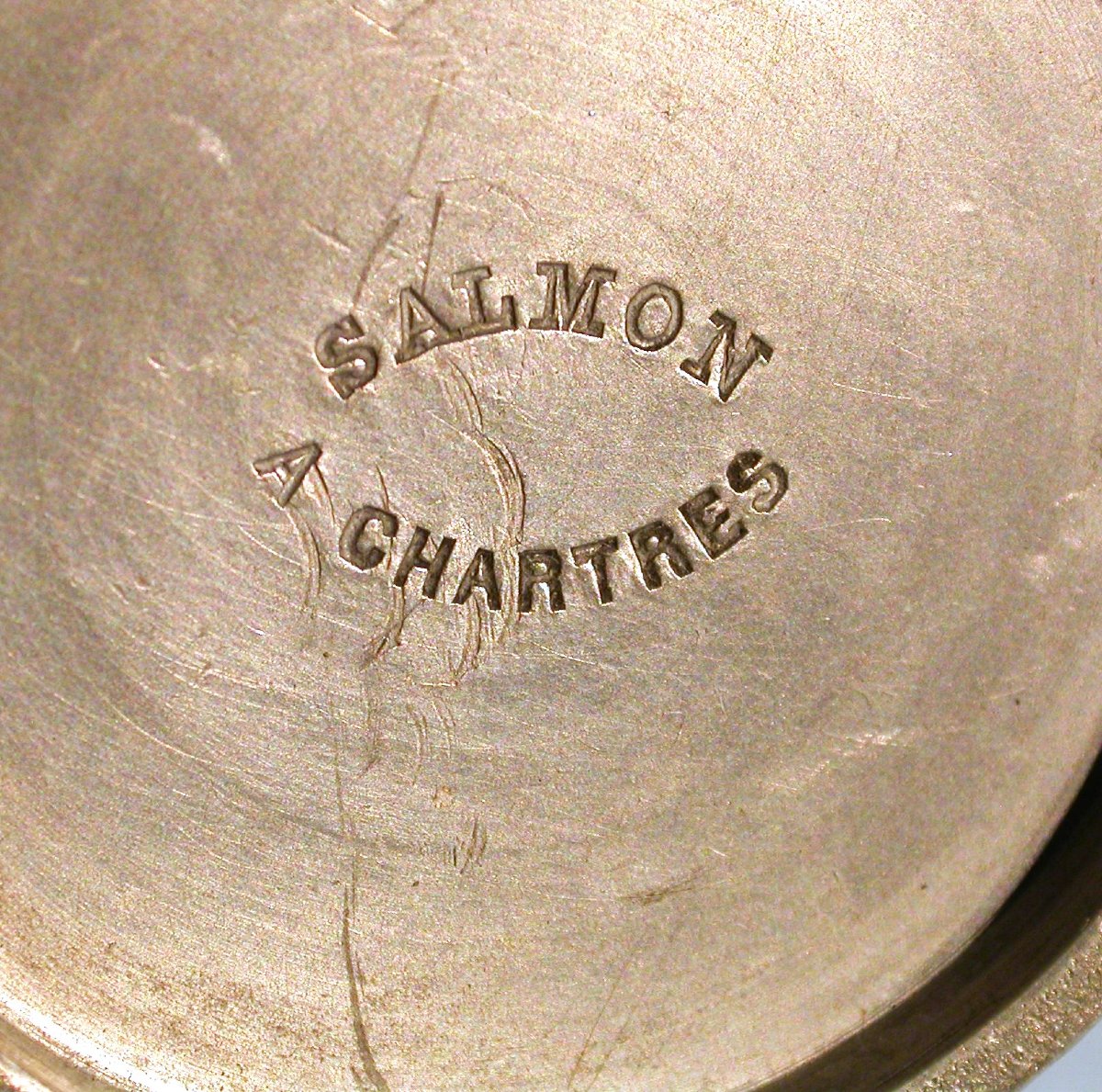 RARE BIBERON EN ETAIN - CHARTRES, XIX ème s-photo-3