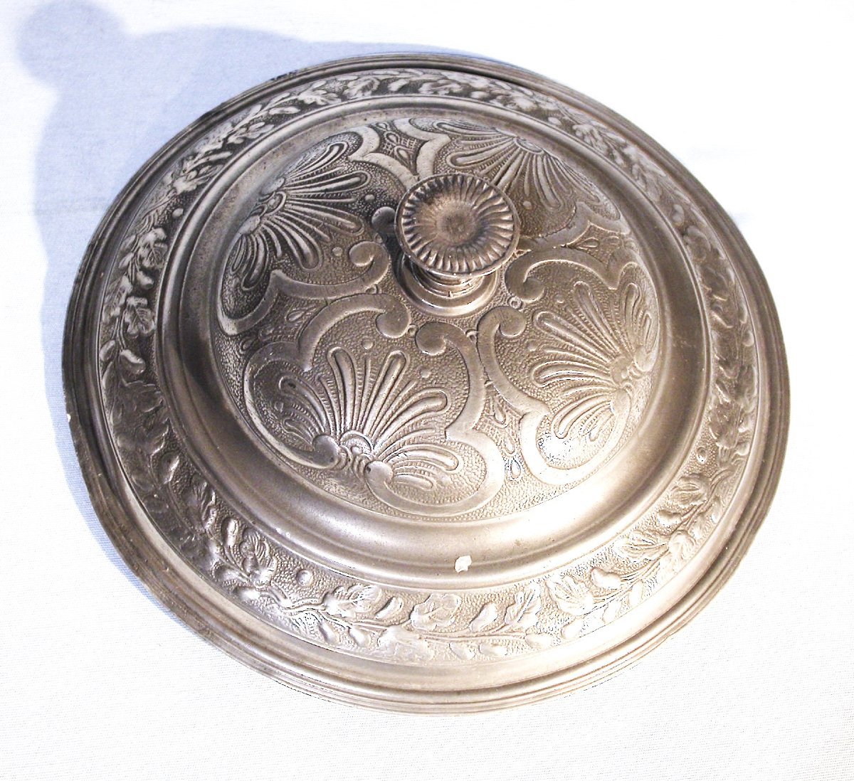 ECUELLE EN ETAIN - CAEN (BASSE NORMANDIE), XVIII ème s-photo-3